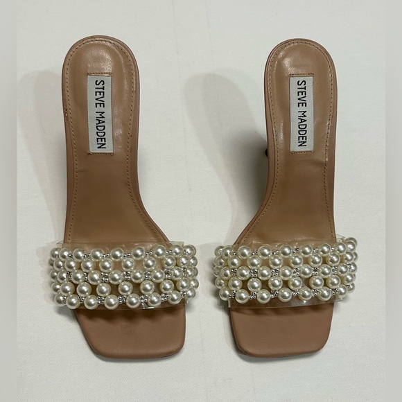 Steve Madden Shoes - Steve Madden Pearl Embellished Tan Sandals